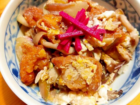 鶏の唐揚げリメイク☆みょうがとしめじの卵とじ丼